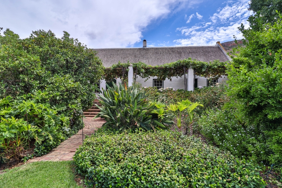 7 Bedroom Property for Sale in Clanwilliam Western Cape